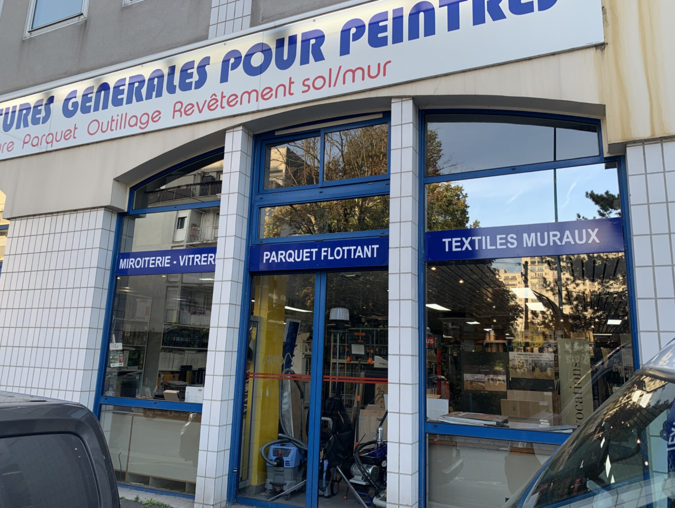extérieur du magasins à sacofra gentilly